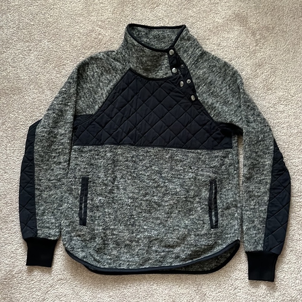 A&F Women Button Up Sweater